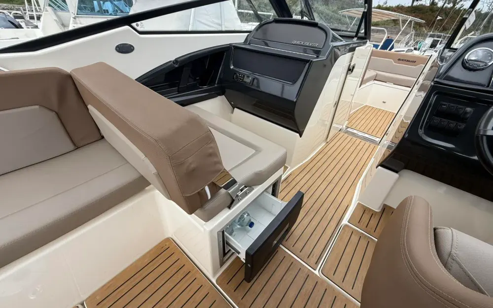 slider 22 Quicksilver Activ 755 Bowrider