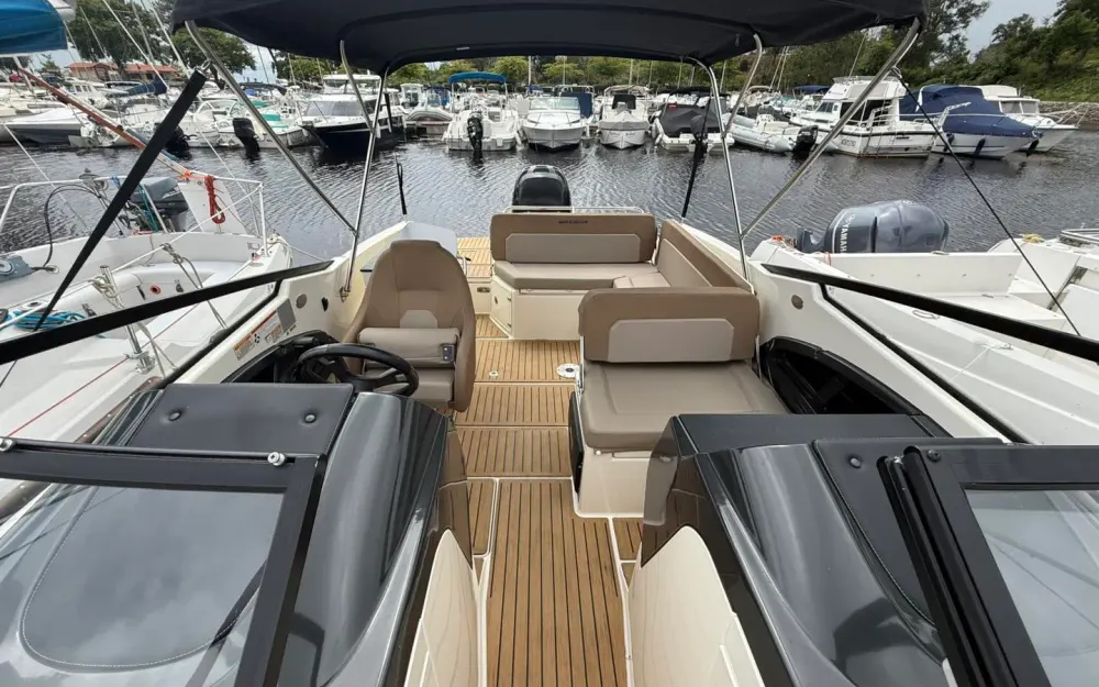 slider 11 Quicksilver Activ 755 Bowrider