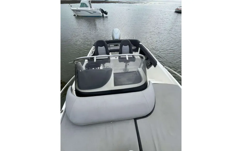 slider 14 Galia  570 Sun Deck
