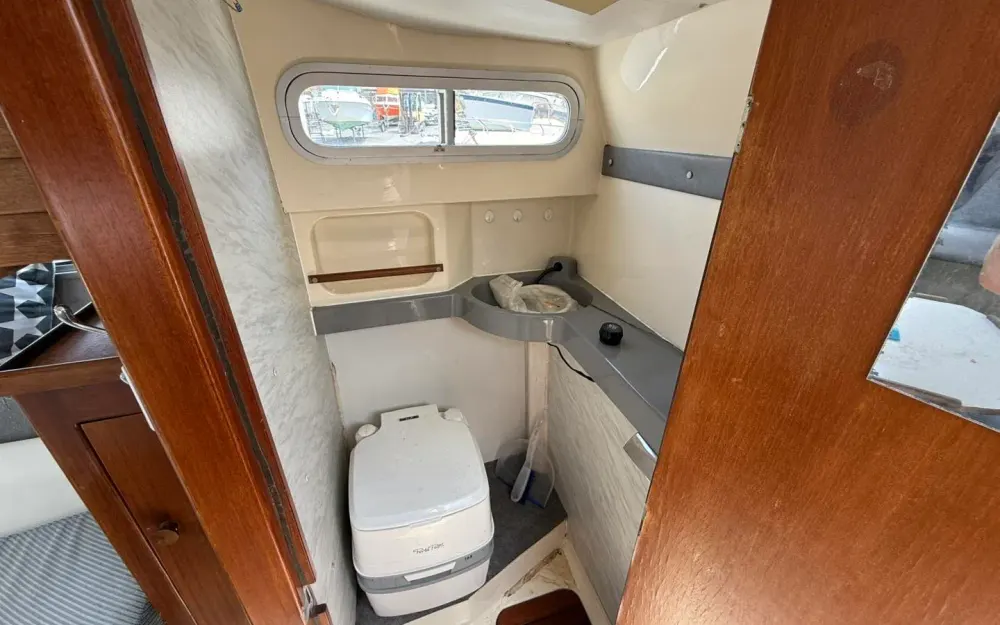 slider 13 Sealine  215