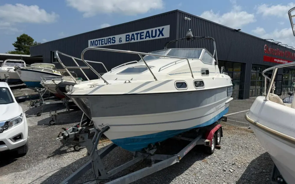 slider 3 Sealine  215