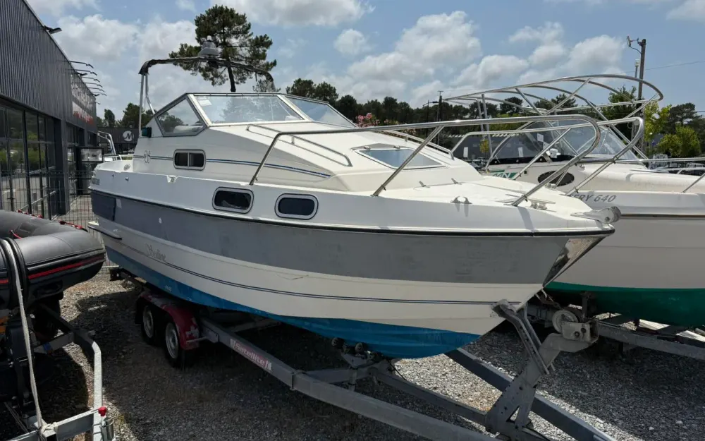 slider 2 Sealine  215