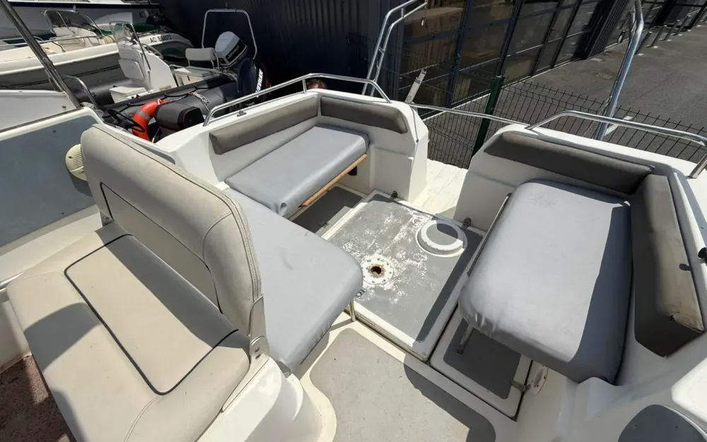 slider 20 Sealine  215