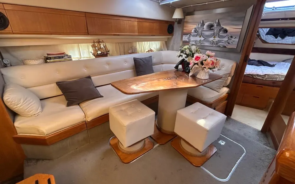 slider 12 Sealine  365 Sport Brigde