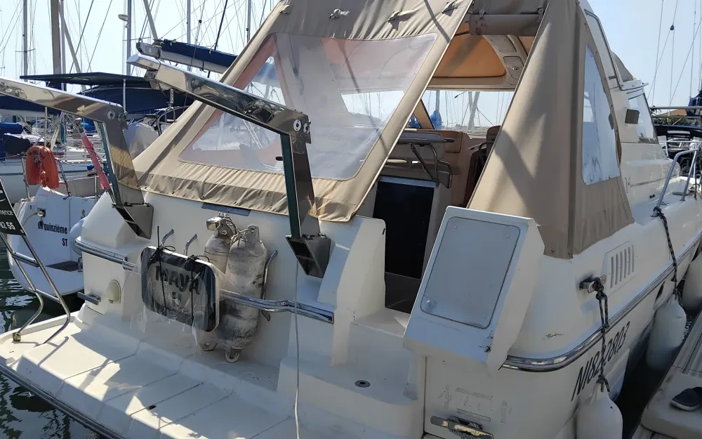 slider 4 Sealine  365 Sport Brigde