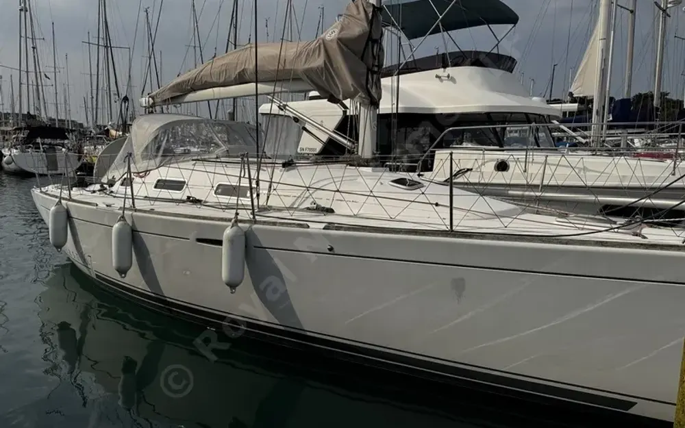 slider 1 Beneteau First 36.7
