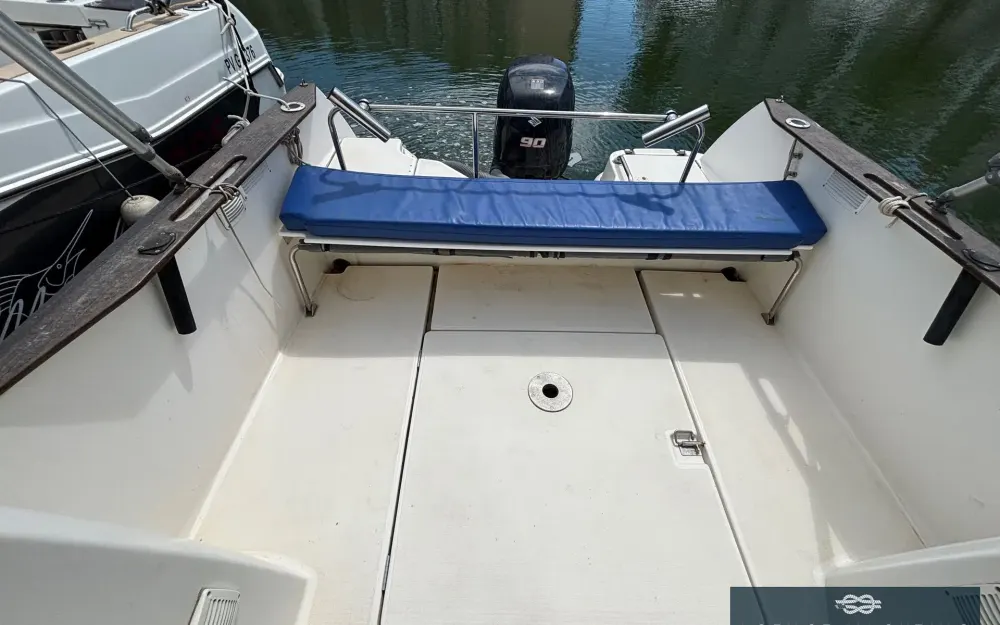 slider 15 Beneteau Antares 650 HB