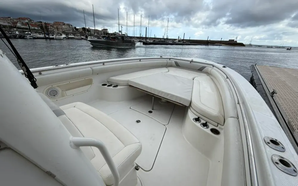 slider 23 Boston Whaler  320 Outrage
