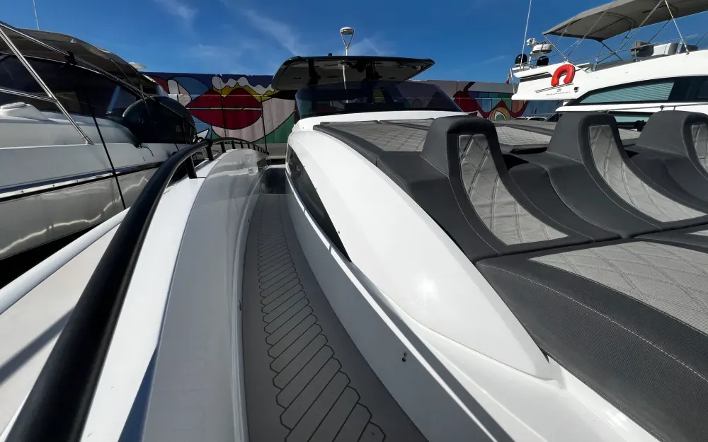 slider 83 Canados GLADIATOR 431 WA