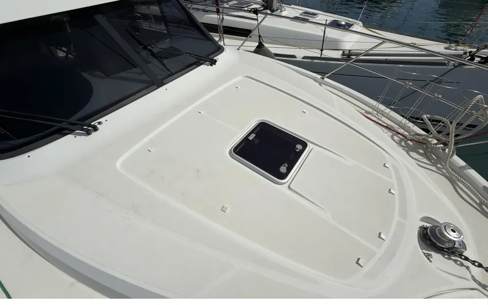 slider 29 Beneteau Antares 36