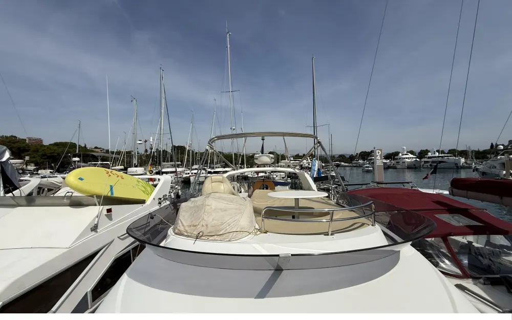 slider 30 Beneteau Antares 36