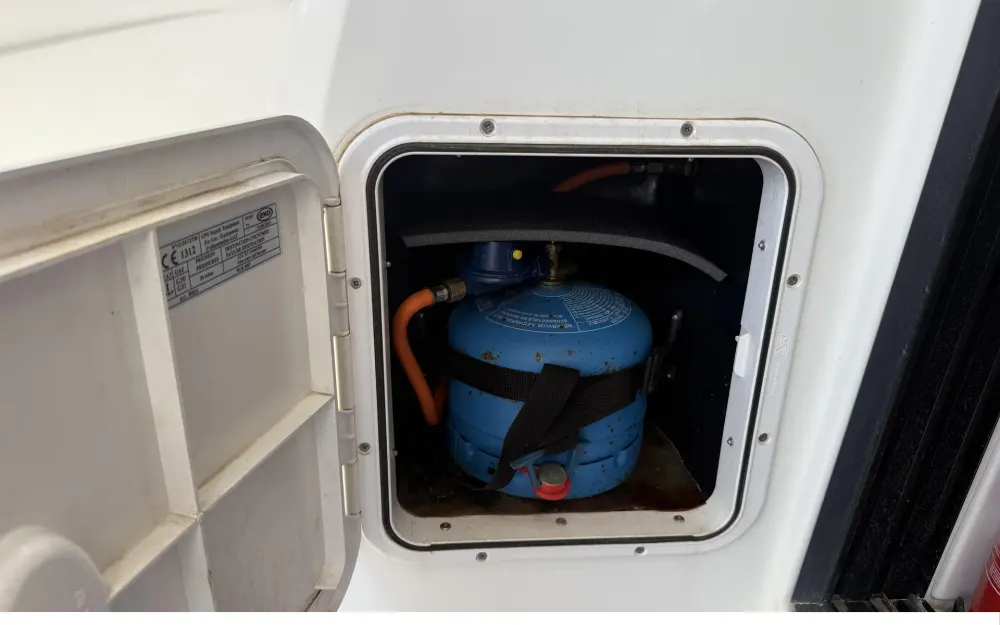 slider 40 Beneteau Antares 36