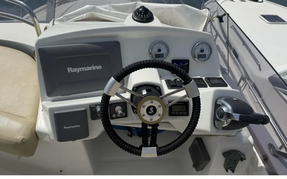slider 8 Beneteau Antares 36