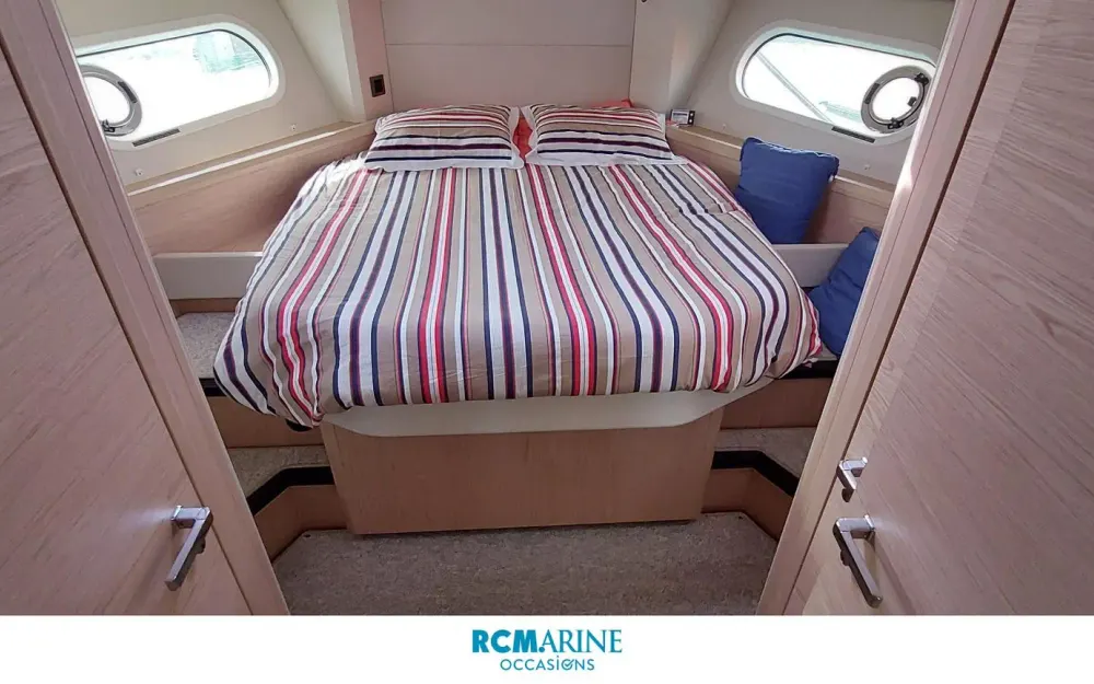 slider 17 Beneteau Swift Trawler 41 Fly