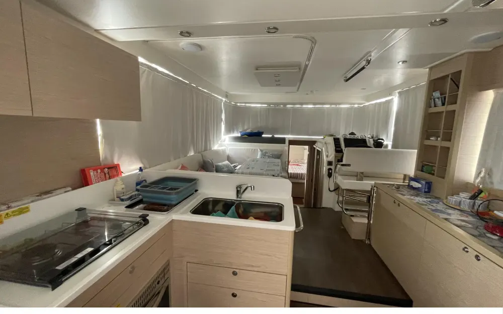 slider 8 Beneteau Swift Trawler 41 Fly