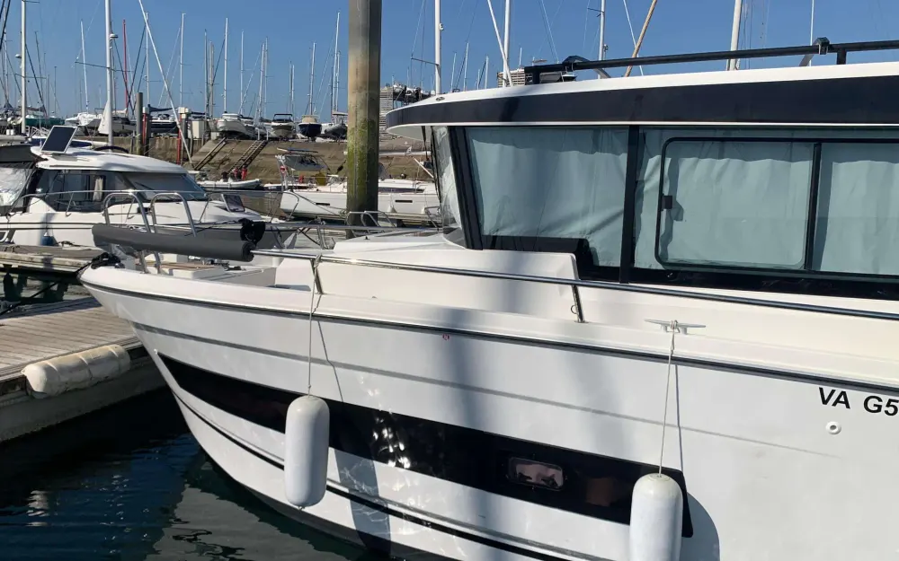 slider 18 Jeanneau Merry Fisher 895 Sport