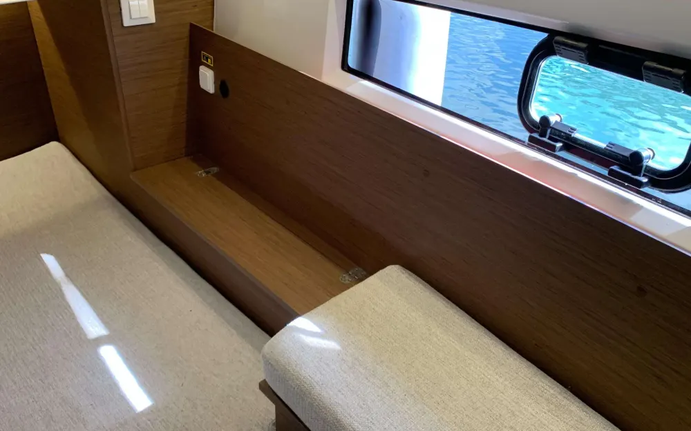 slider 22 Jeanneau Merry Fisher 895 Sport