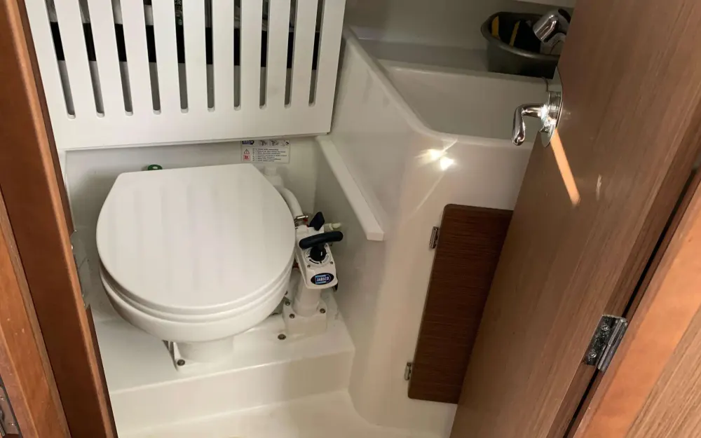 slider 23 Jeanneau Merry Fisher 895 Sport