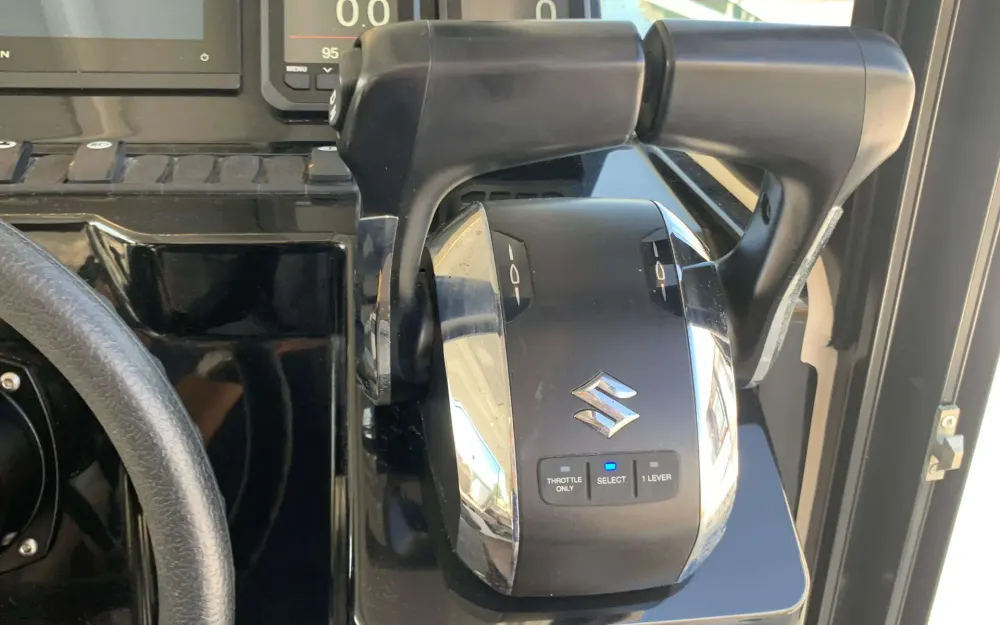 slider 8 Jeanneau Merry Fisher 895 Sport