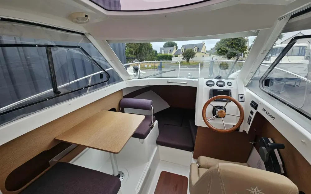 slider 15 Jeanneau Merry Fisher 595