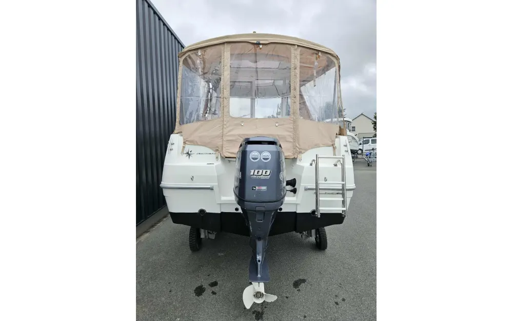 slider 16 Jeanneau Merry Fisher 595