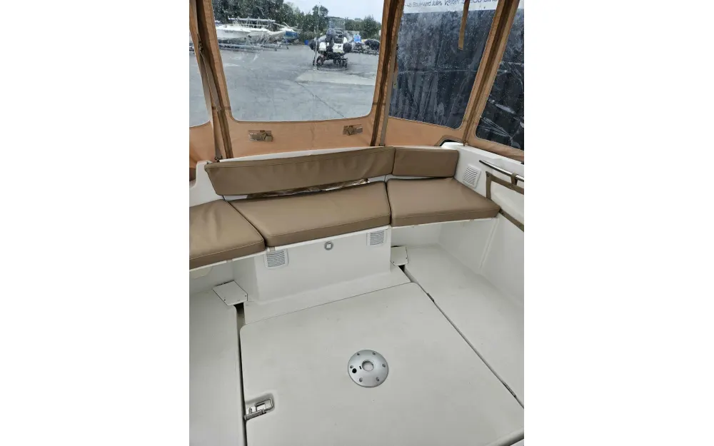 slider 2 Jeanneau Merry Fisher 595