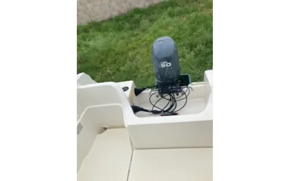 slider 12 Jeanneau Merry Fisher 530