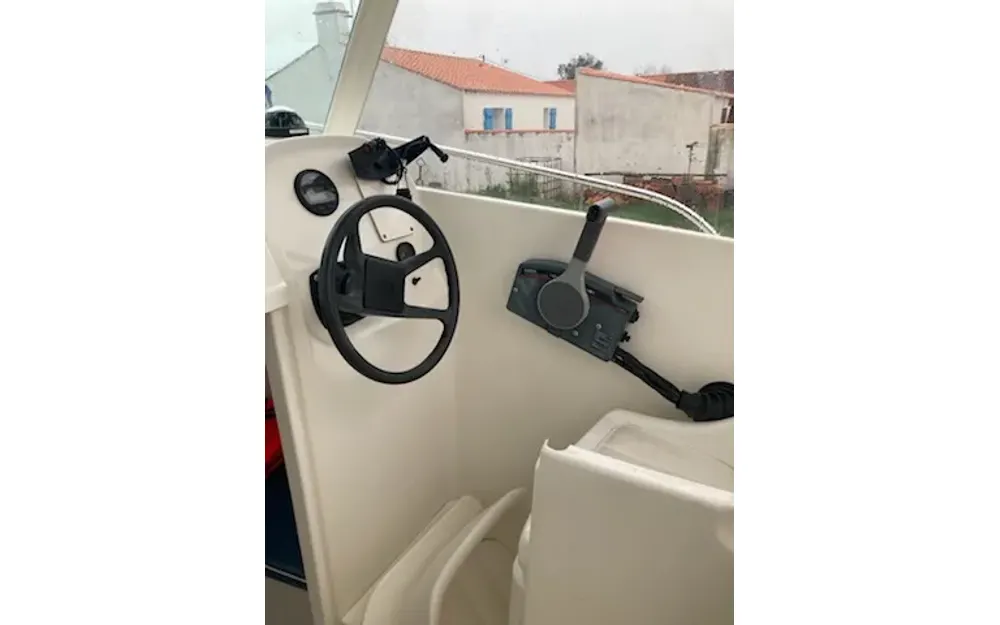 slider 13 Jeanneau Merry Fisher 530