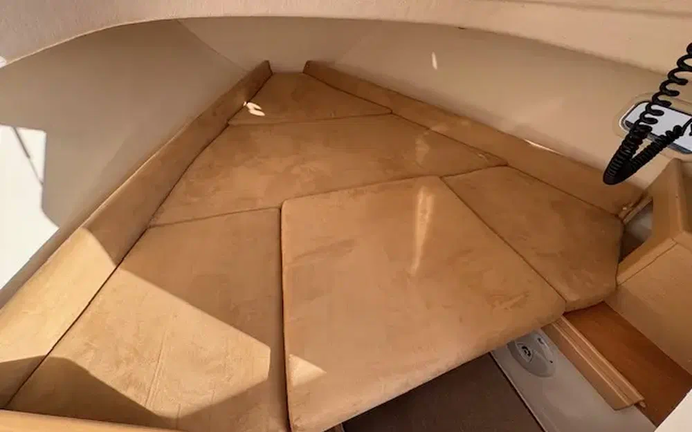 slider 10 B2 Marine Cap Ferret 652