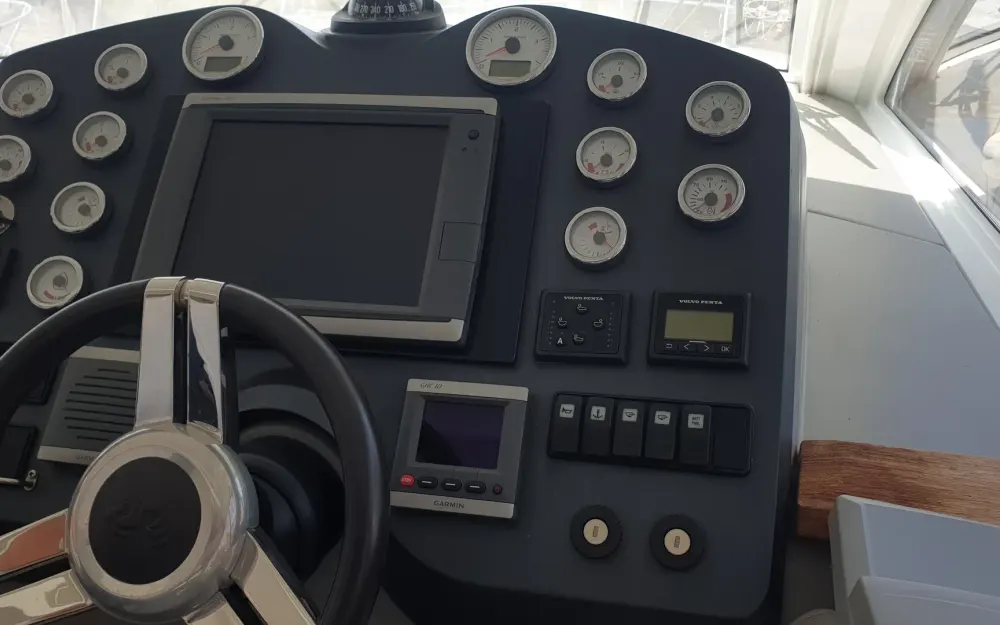 slider 2 Beneteau Gran Turismo 44