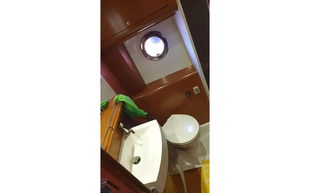 slider 19 Beneteau Gran Turismo 44