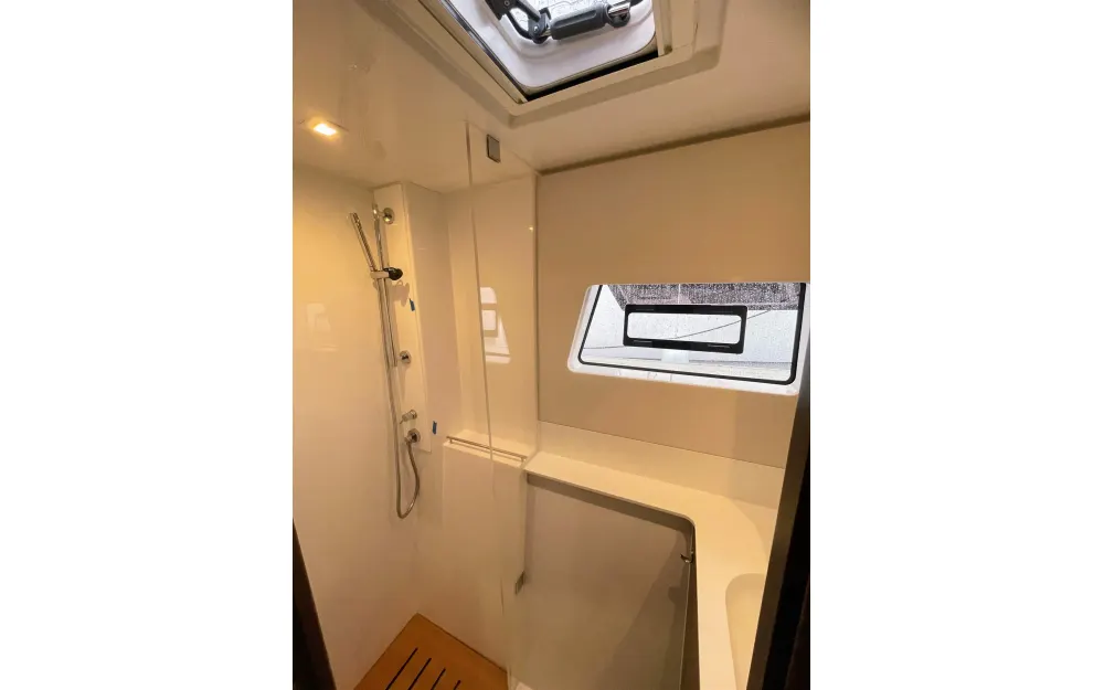 slider 22 Nautitech  44