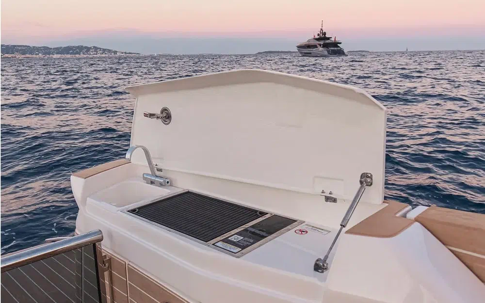 slider 9 Saxdor 400 GTS