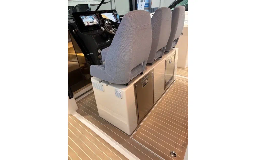 slider 13 Saxdor 400 GTS