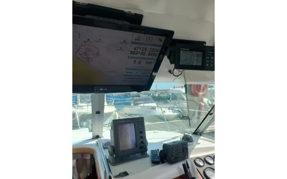 slider 14 Jeanneau Merry Fisher 695