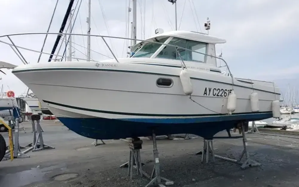 slider 16 Jeanneau Merry Fisher 695