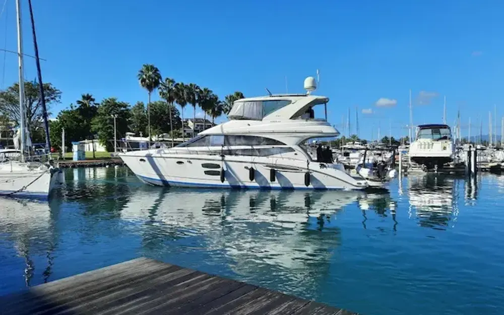 slider 0 Meridian Yacht  441
