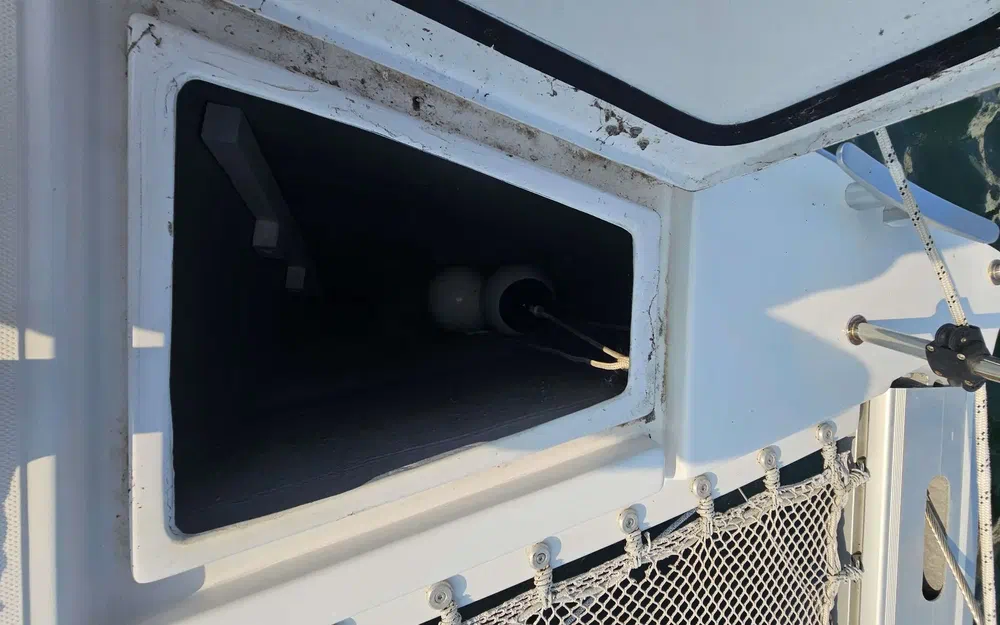 slider 10 Aventura Yacht 34