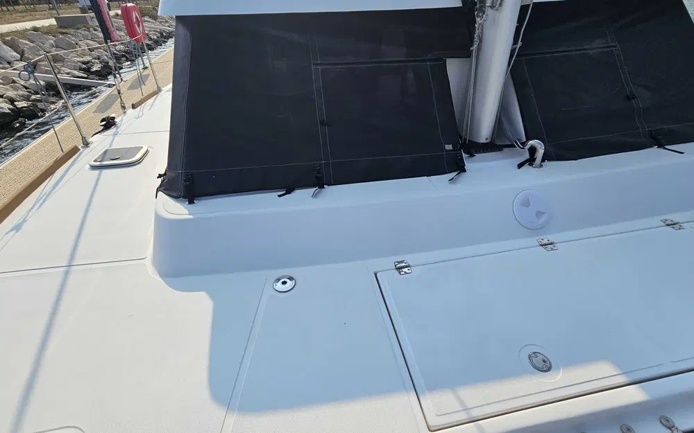 slider 13 Aventura Yacht 34