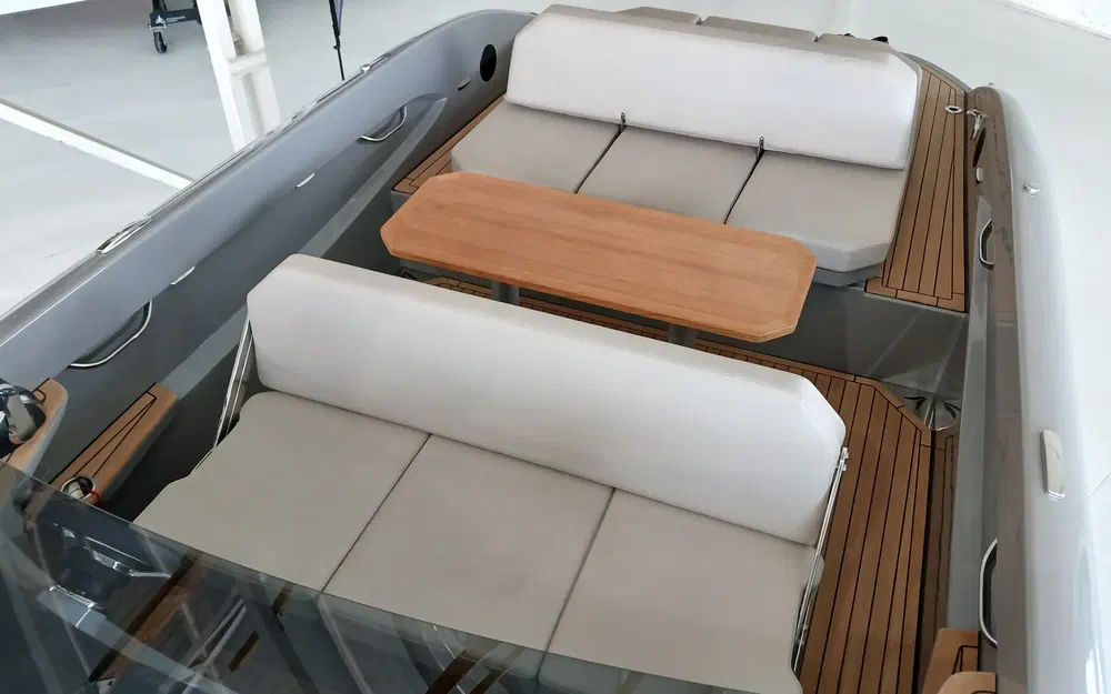 slider 1 Rand Boats Spirit 25