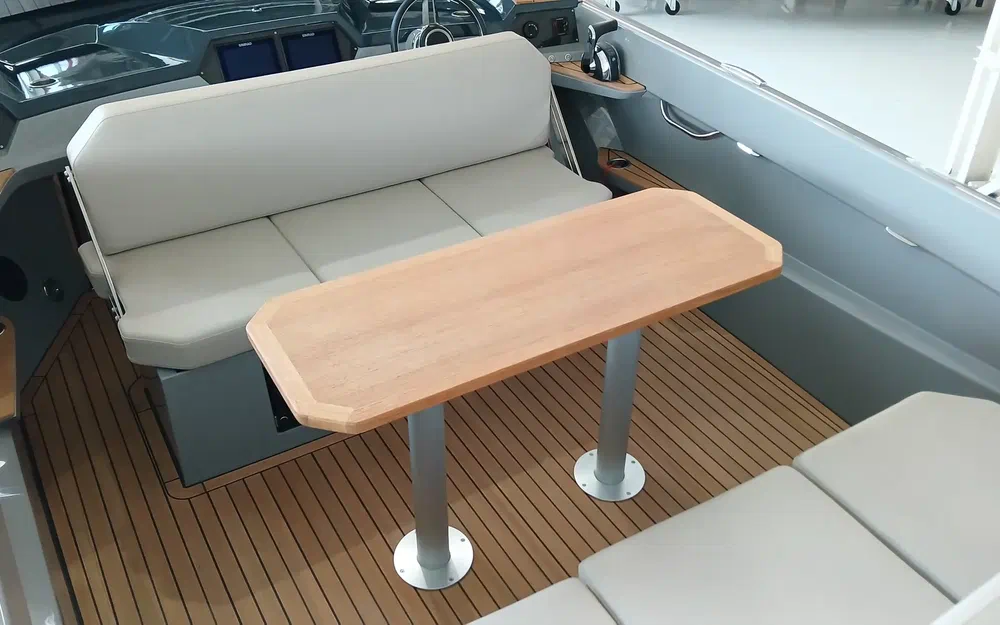 slider 33 Rand Boats Spirit 25