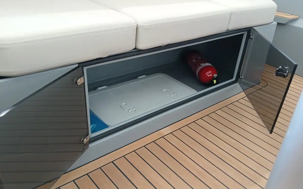 slider 4 Rand Boats Spirit 25