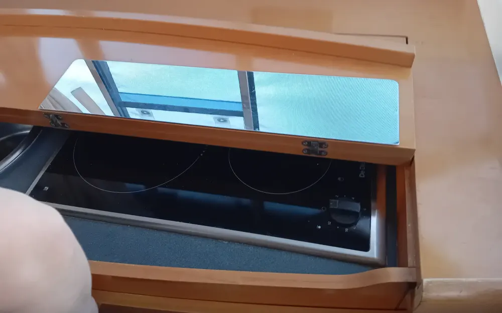 slider 22 Beneteau Antares 12