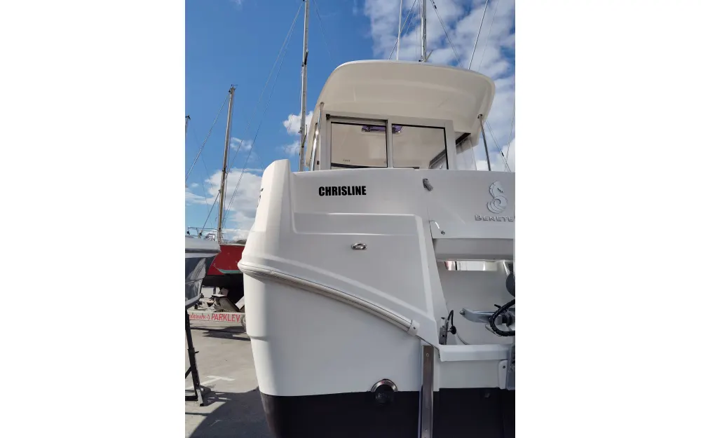 slider 3 Beneteau Antares 580 HB