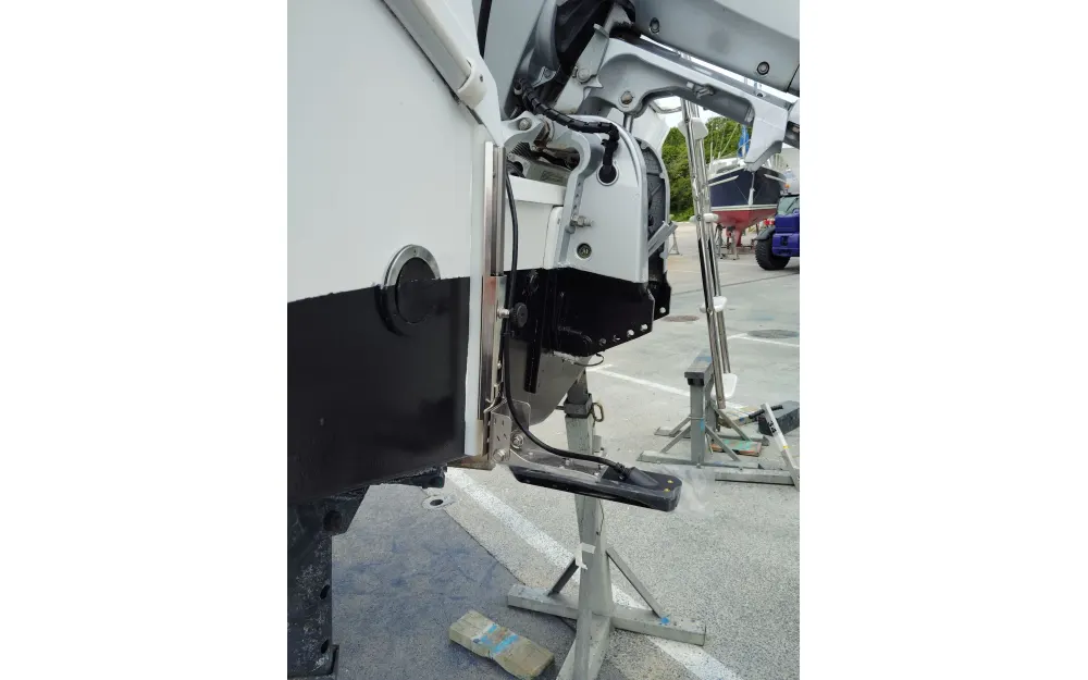 slider 4 Beneteau Antares 580 HB