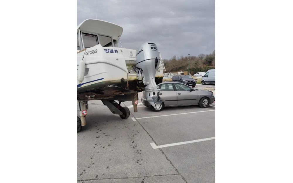 slider 7 Beneteau Antares 580 HB