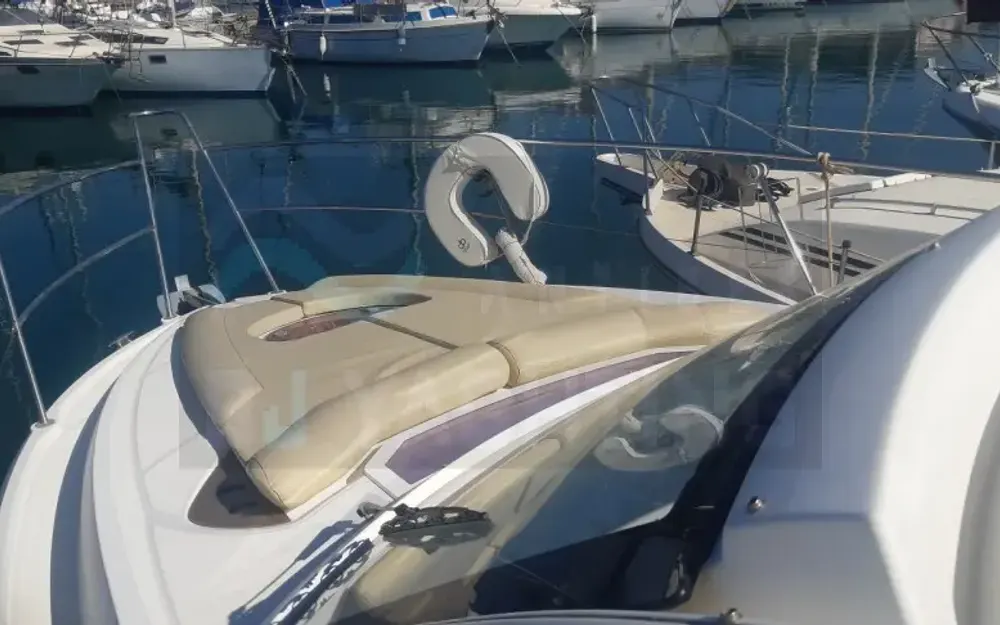 slider 4 Beneteau Monte Carlo 32
