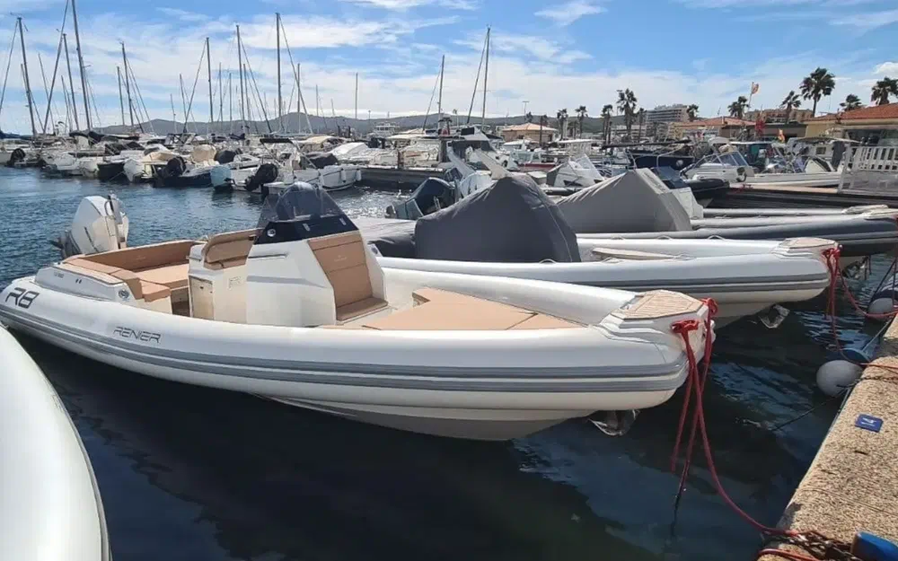 slider 9 Renier R8 Tourer