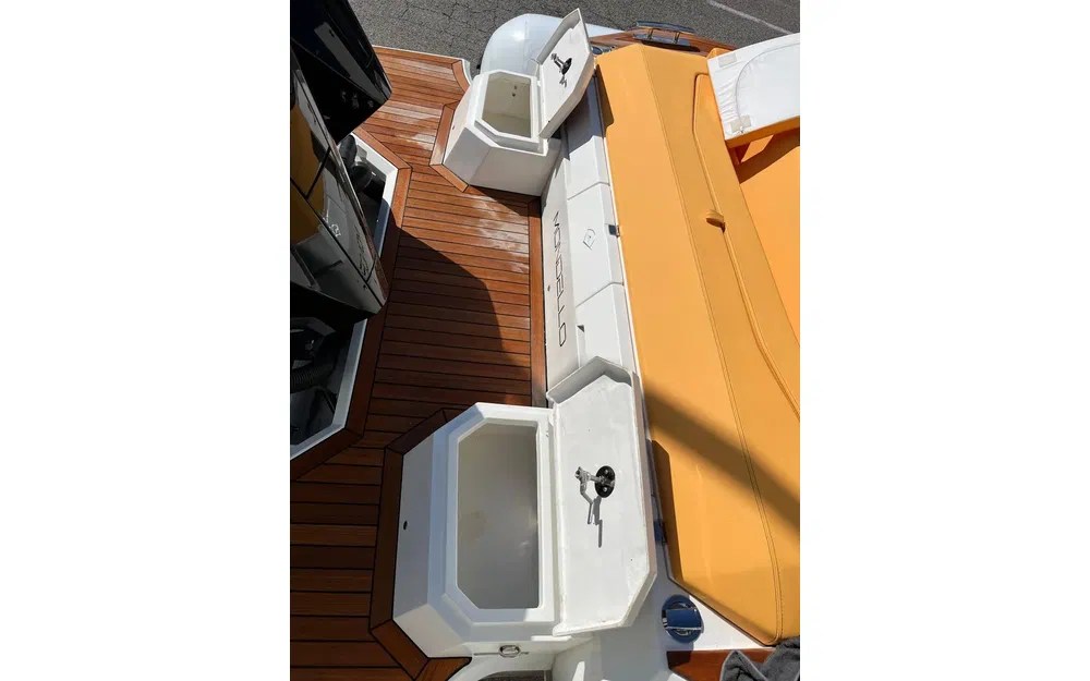 slider 16 Renier R10