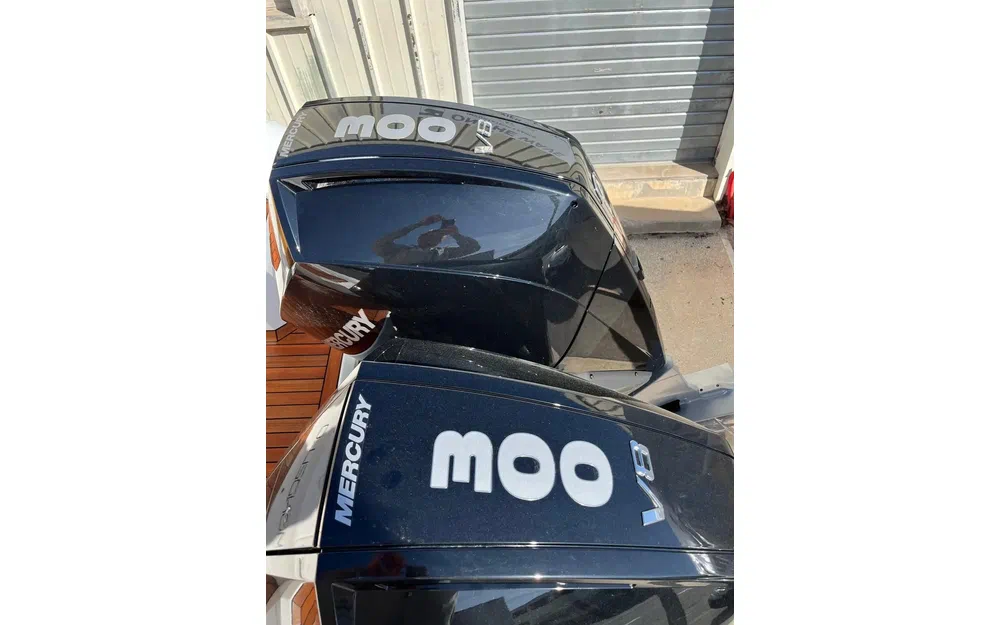 slider 17 Renier R10